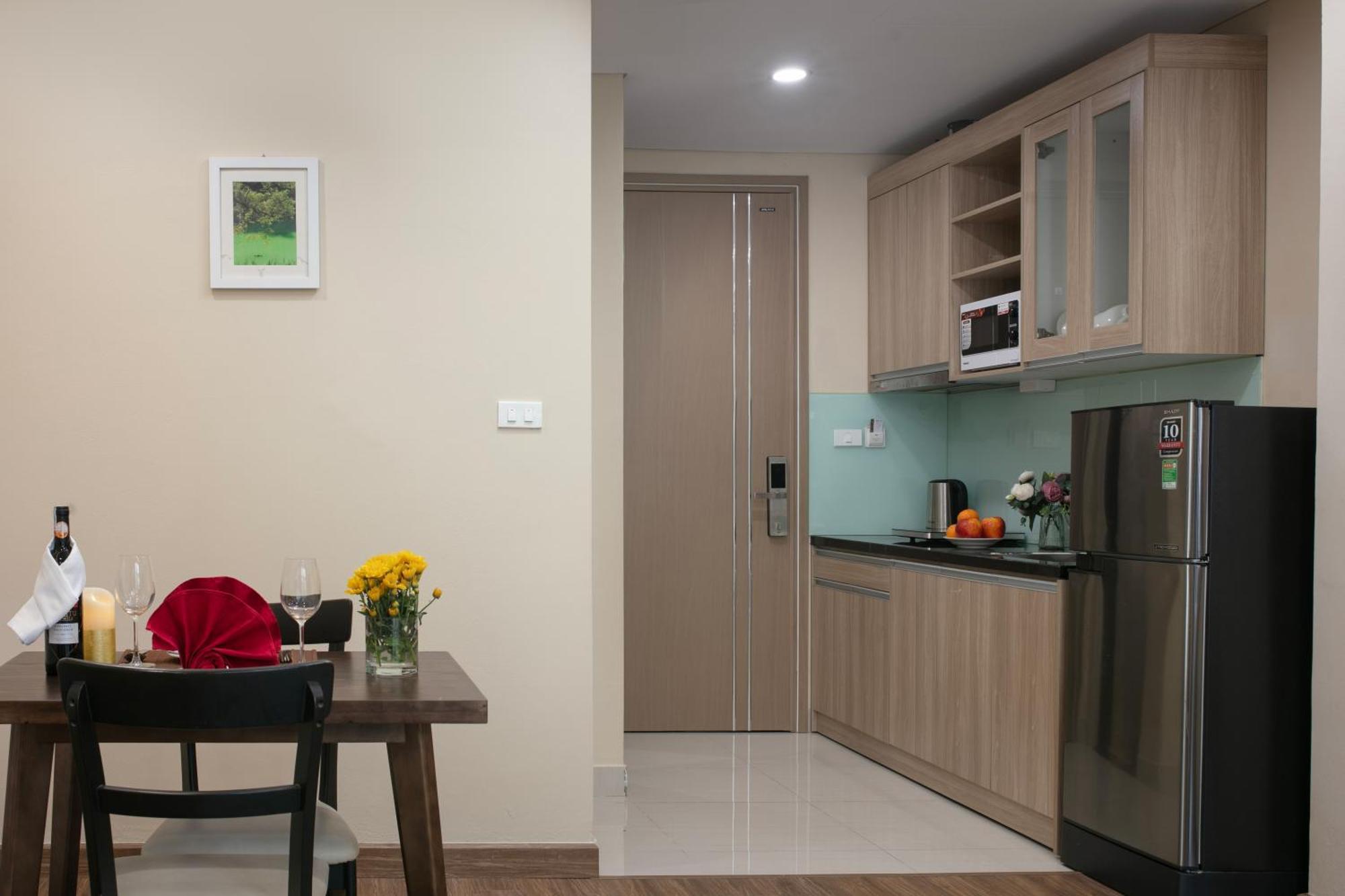 Hb Serviced Apartment - Lac Long Quan هانوي المظهر الخارجي الصورة