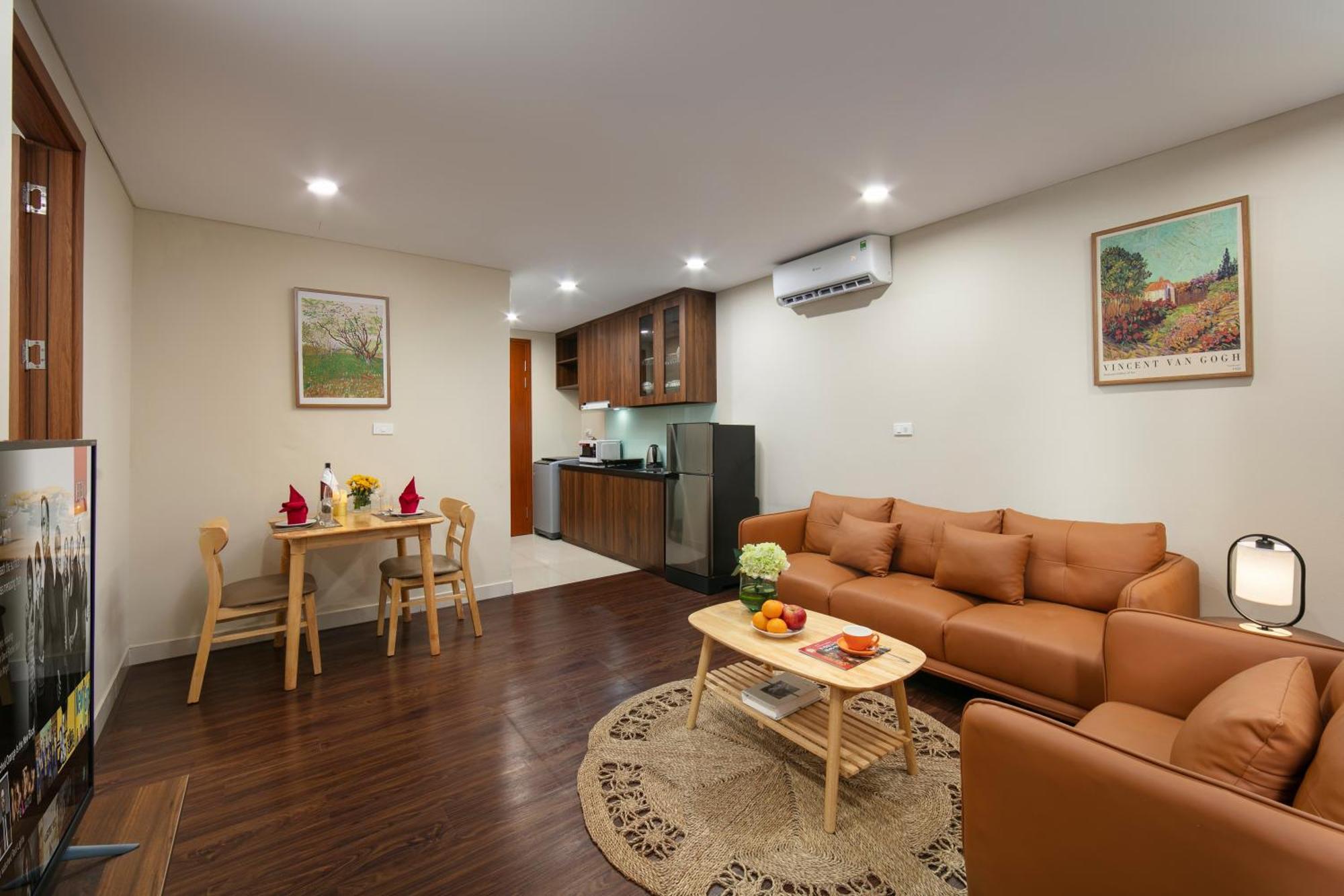 Hb Serviced Apartment - Lac Long Quan هانوي المظهر الخارجي الصورة